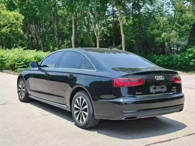 煙臺17年奧迪A6L8