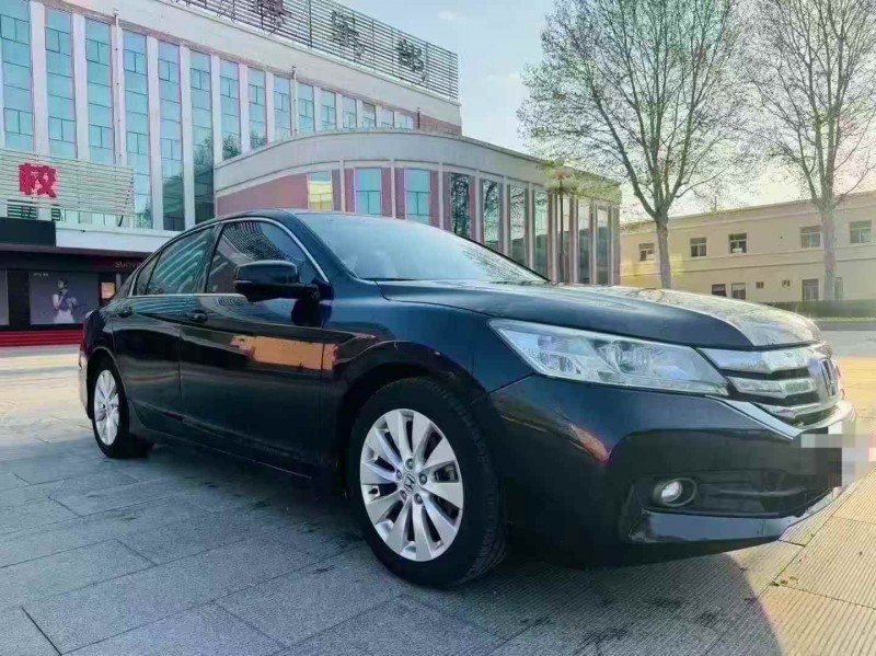 济宁13年本田雅阁3