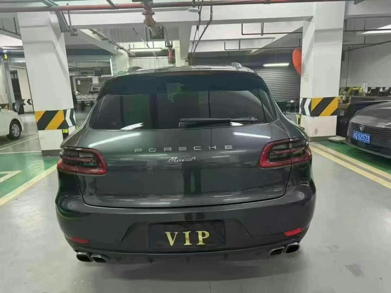 成都16年保时捷Macan8