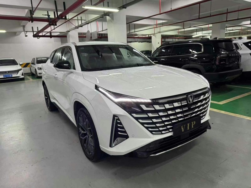 成都25年长安汽车UNI2