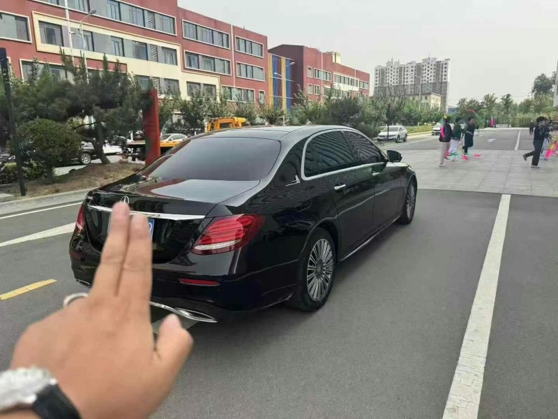 东营19年奔驰E7