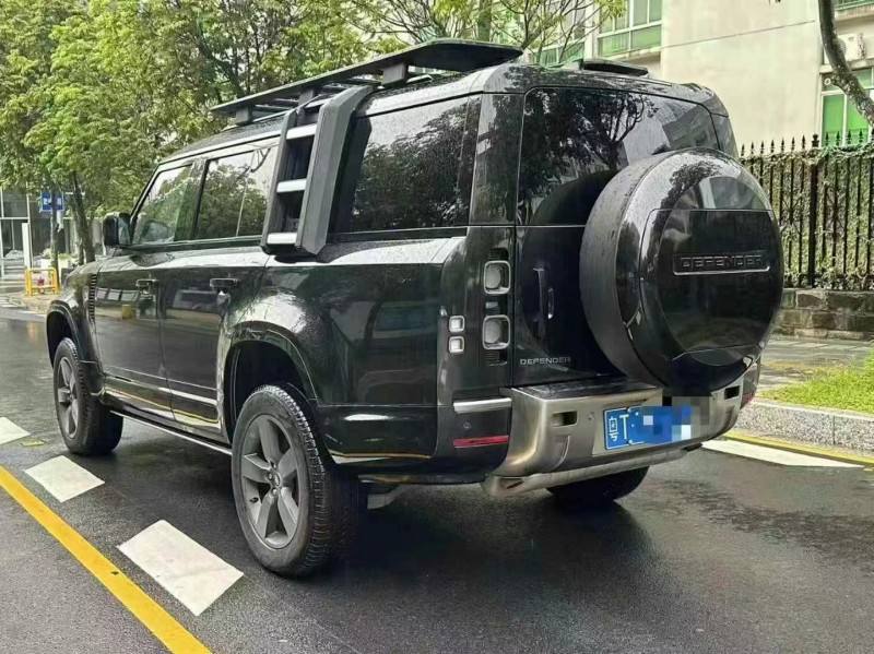 廣州23年路虎衛士6