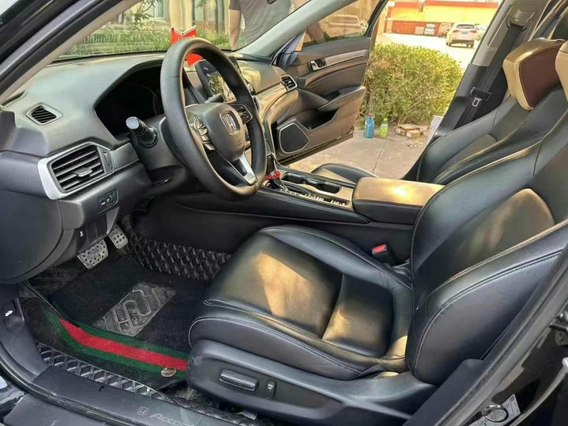 徐州20年本田雅阁3