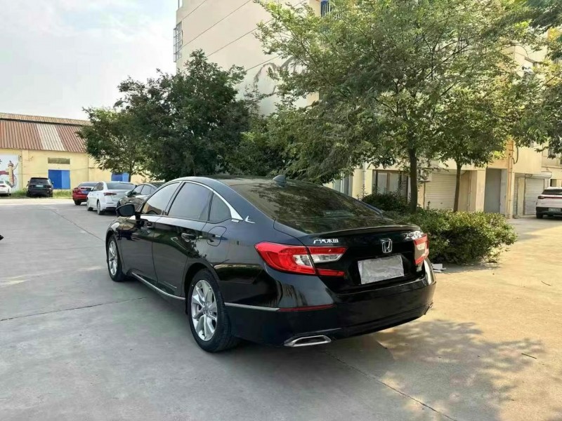 徐州20年本田雅阁4