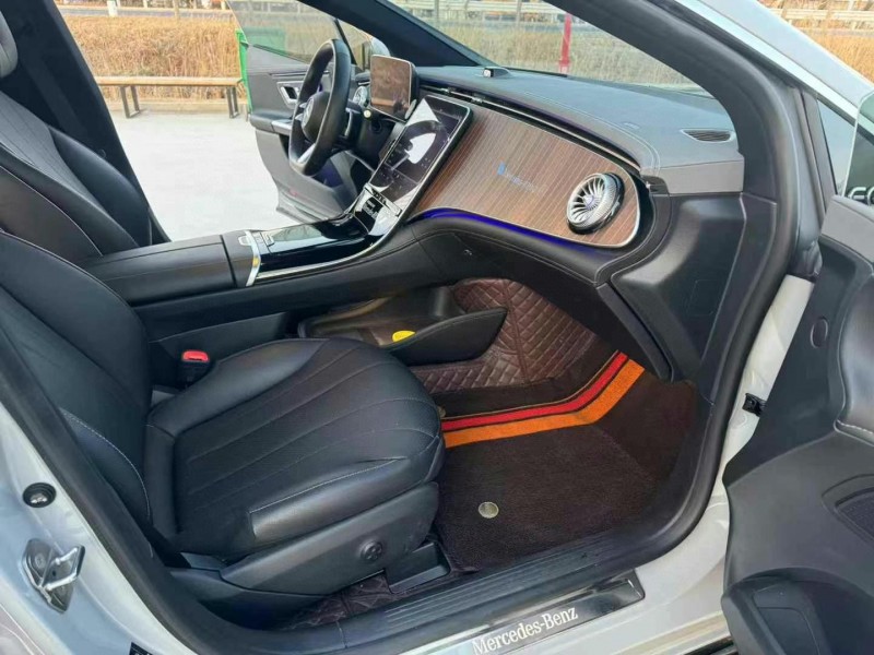 徐州23年奔驰EQE5