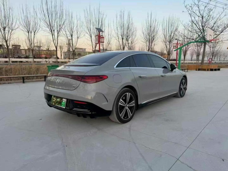 徐州23年奔驰EQE8