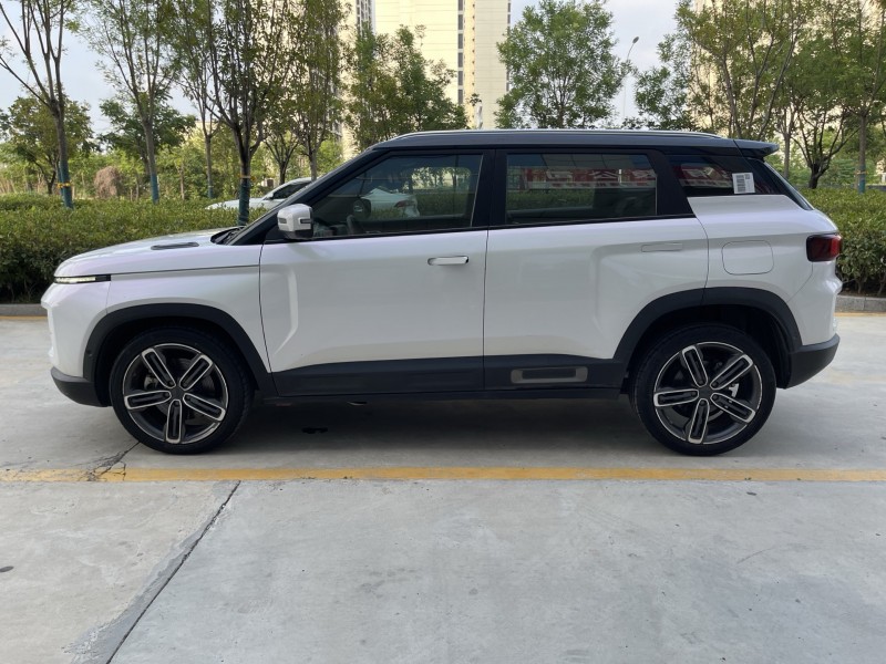 青島20年吉利icon6