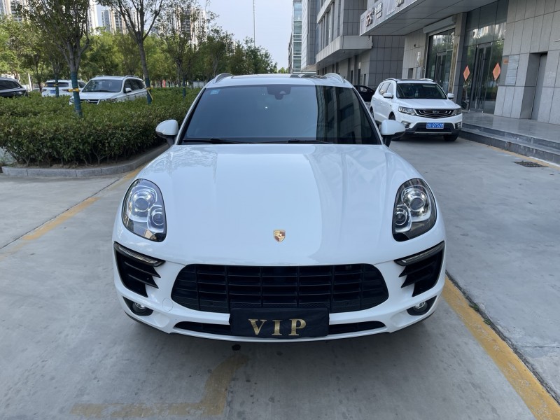 濰坊18年保時捷Macan1