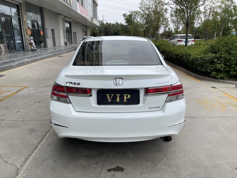 淄博13年本田雅阁5