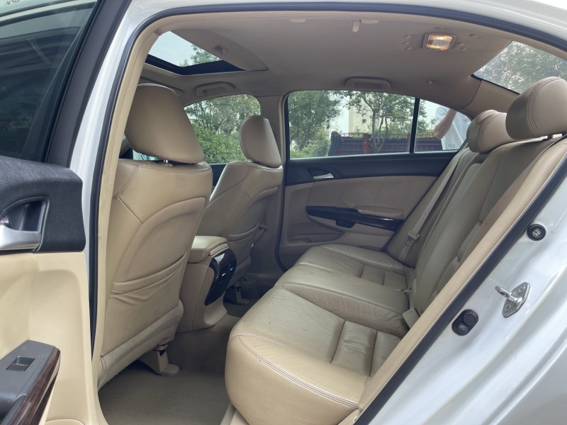 淄博13年本田雅阁8