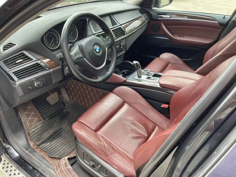 濟南12年寶馬X65