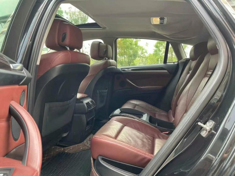 濟南12年寶馬X66