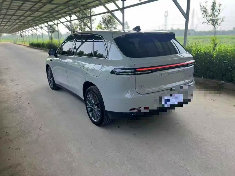 菏澤24年零跑汽車C109