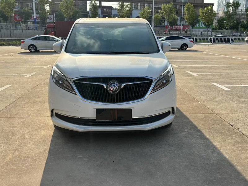 阜陽19年別克GL81