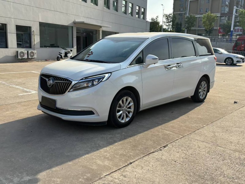 阜陽19年別克GL82