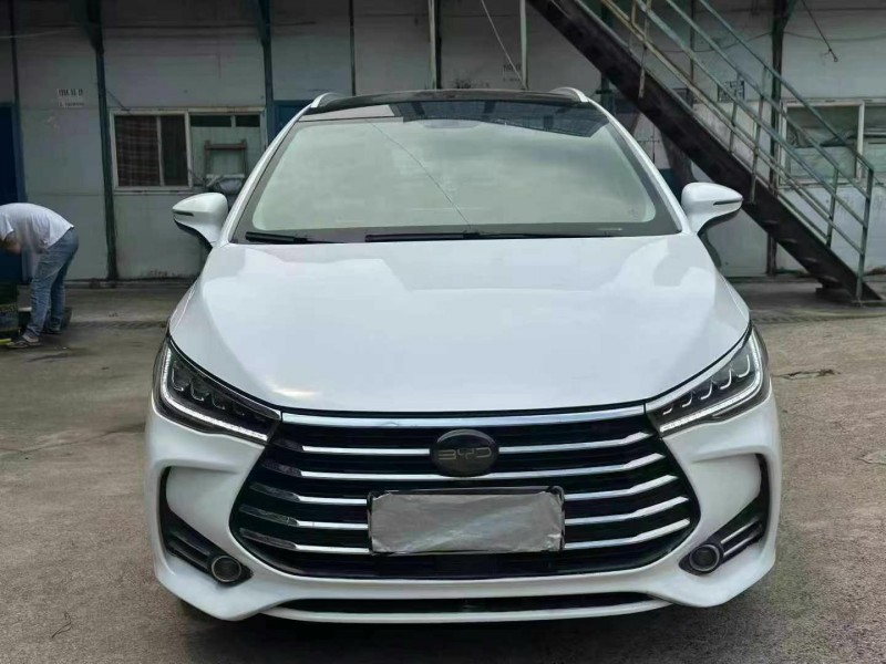 邵阳19年比亚迪宋MAX1