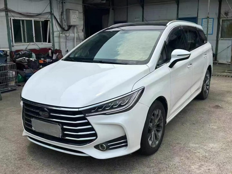 邵阳19年比亚迪宋MAX3