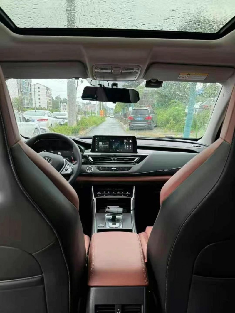 衡陽24年長安汽車CS755