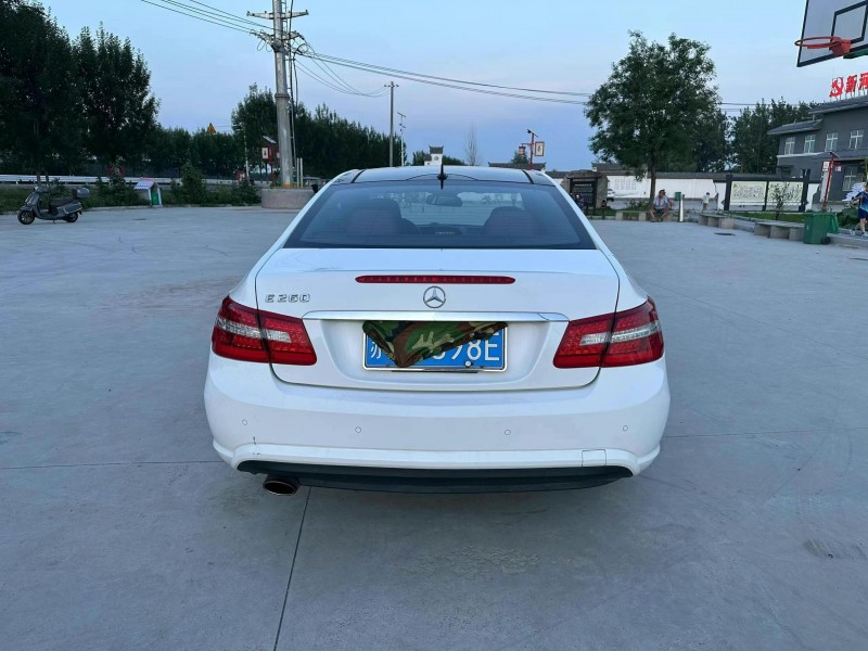 徐州13年奔驰E8
