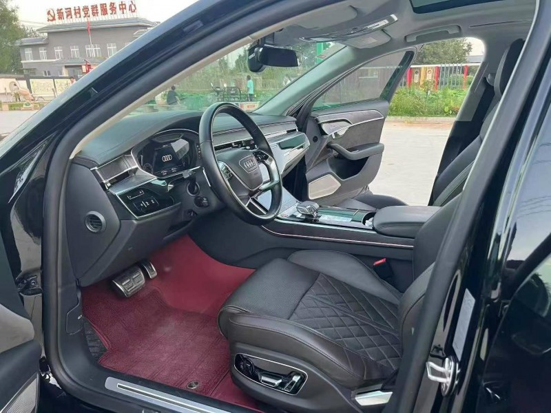 徐州21年奥迪A8L3