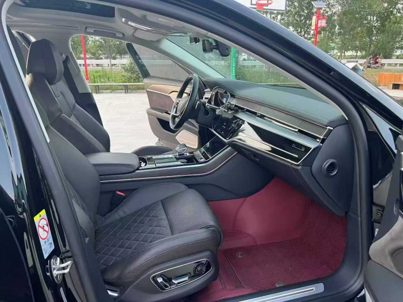 徐州21年奥迪A8L5