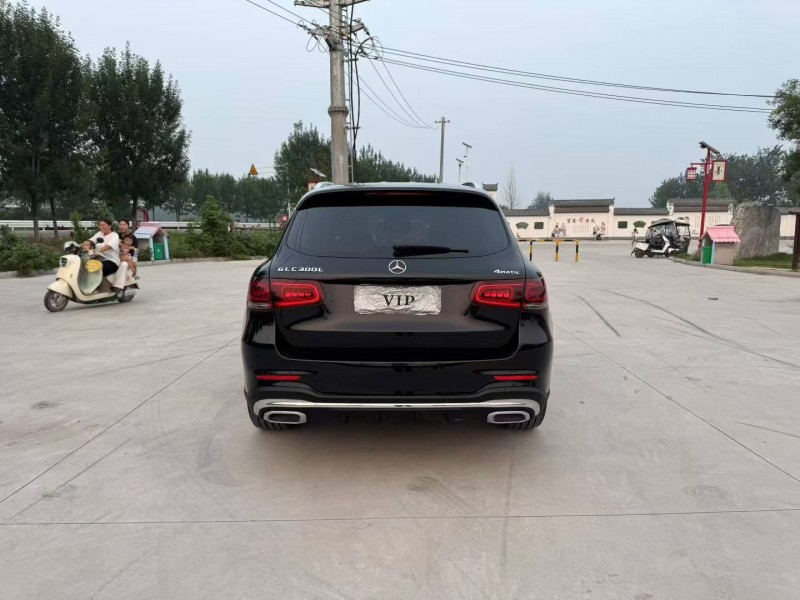 徐州23年奔驰GLC9