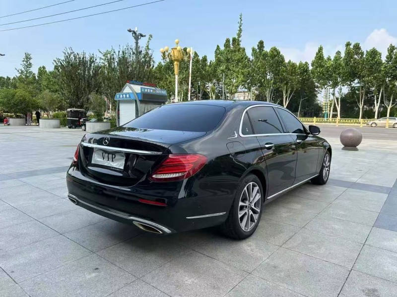 枣庄18年奔驰E8