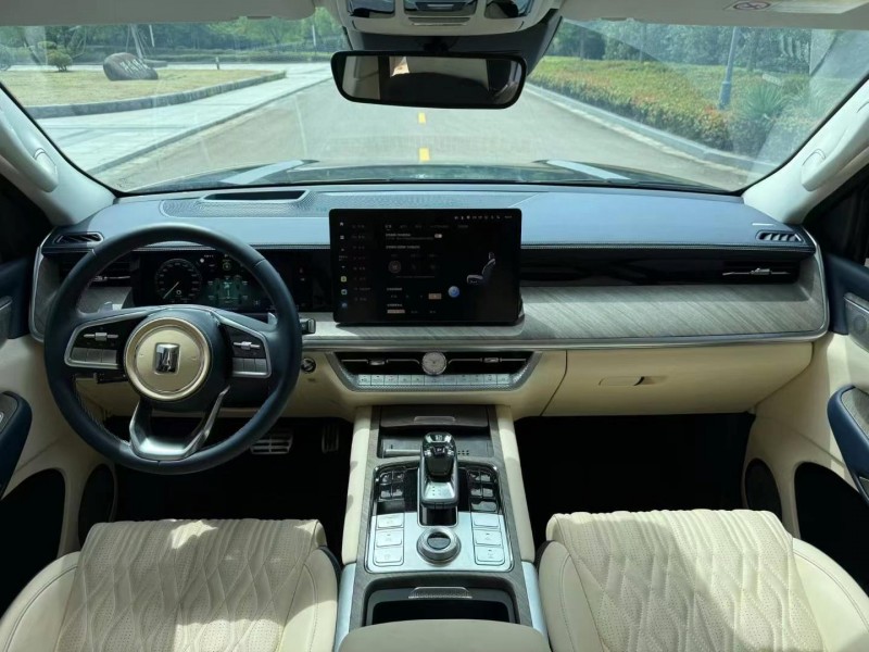 鹽城23年長城汽車坦克4