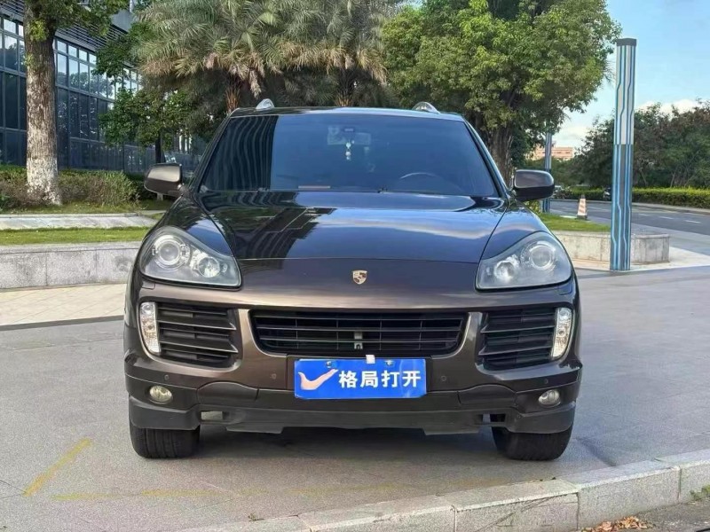 东莞10年保时捷卡宴1