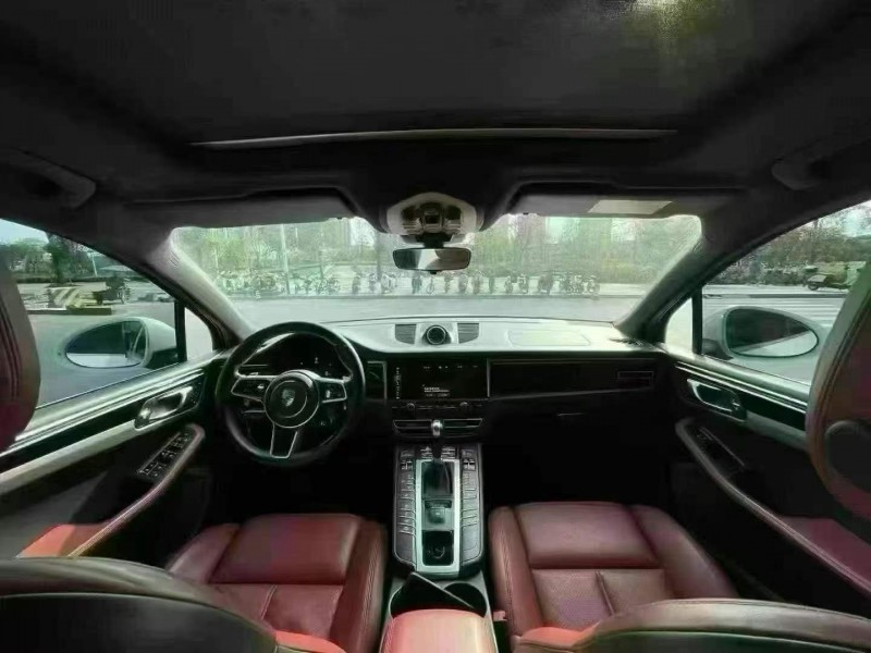东莞20年保时捷Macan5