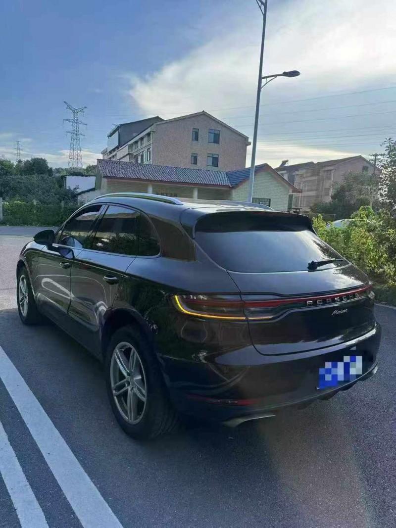 岳陽19年保時捷Macan8