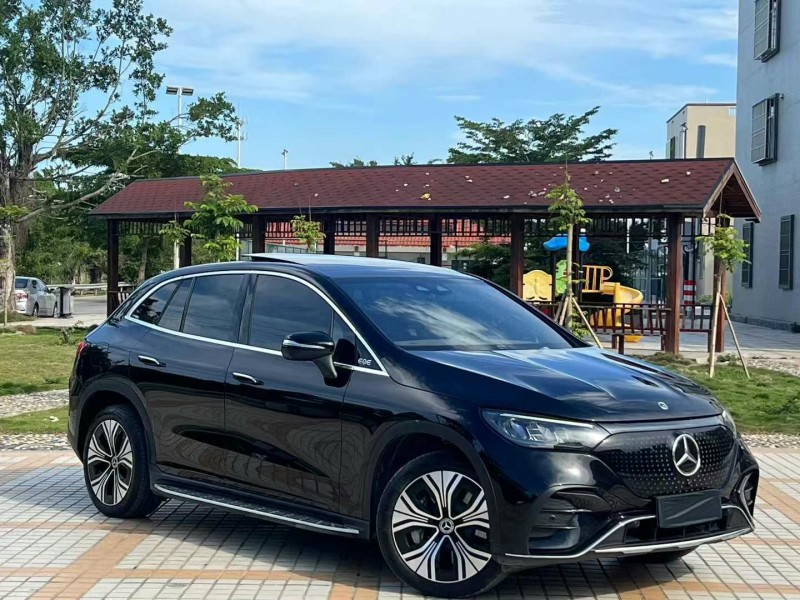 汕头23年奔驰EQE2