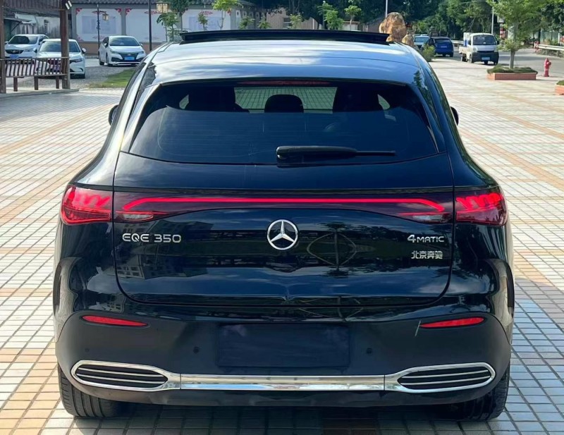 汕头23年奔驰EQE9