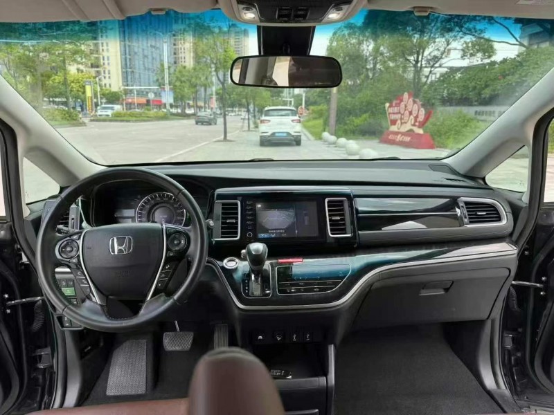 佛山20年本田艾力绅4