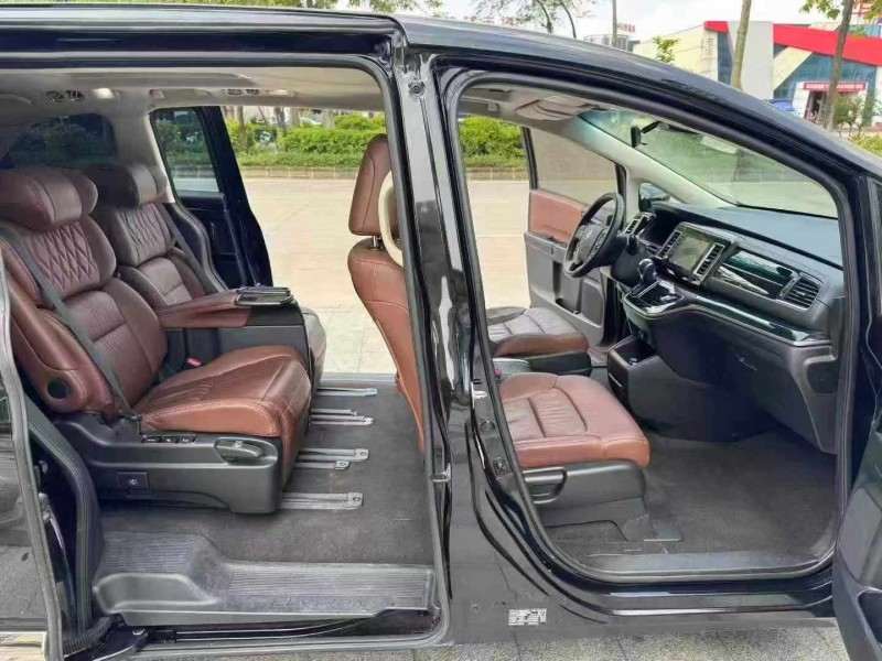 佛山20年本田艾力绅5