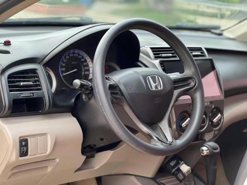 汕头14年本田锋范5