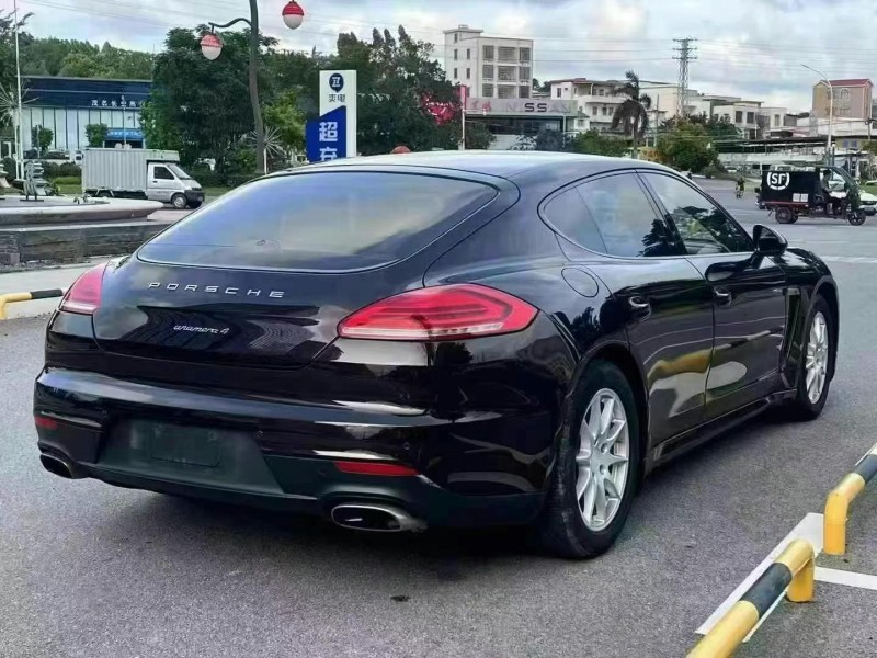珠海15年保時捷帕拉梅拉8