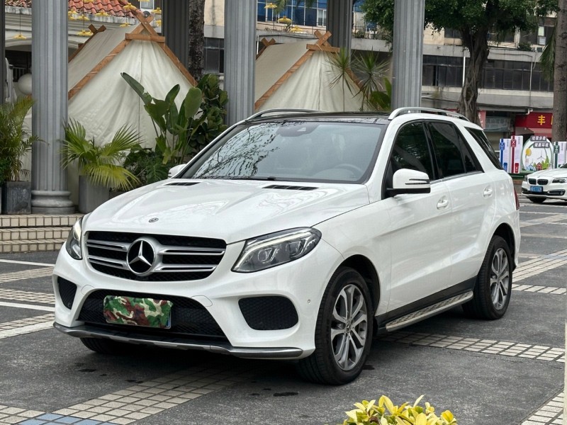 东莞17年奔驰GLE3