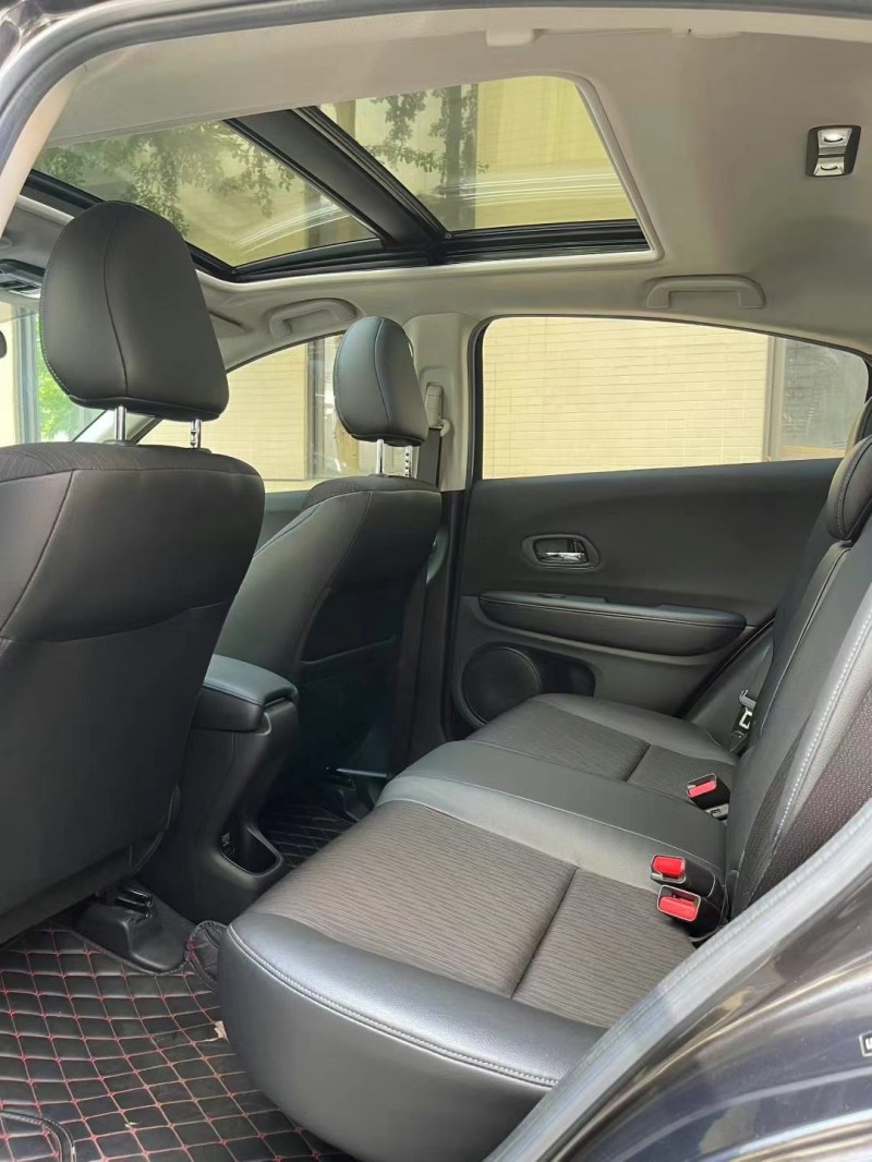 佛山20年本田缤智9