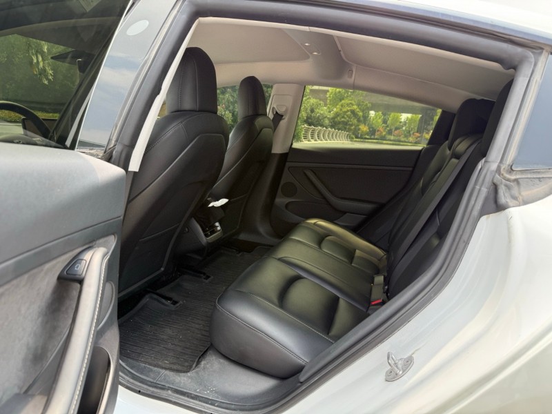 鹽城22年特斯拉MODEL 34