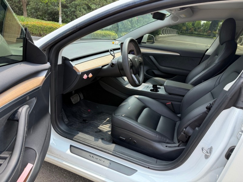 鹽城22年特斯拉MODEL 35