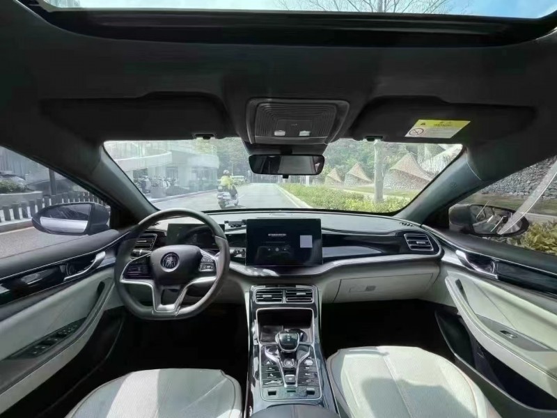 深圳23年比亚迪秦4