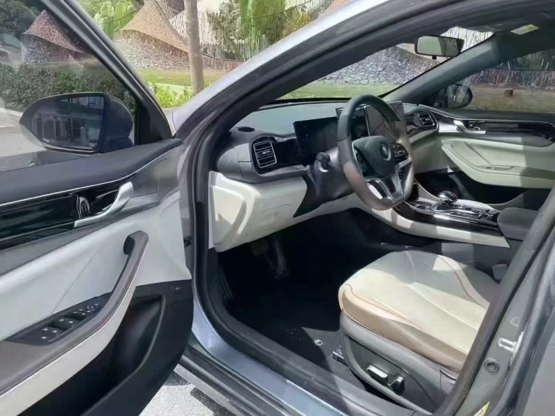 深圳23年比亚迪秦5