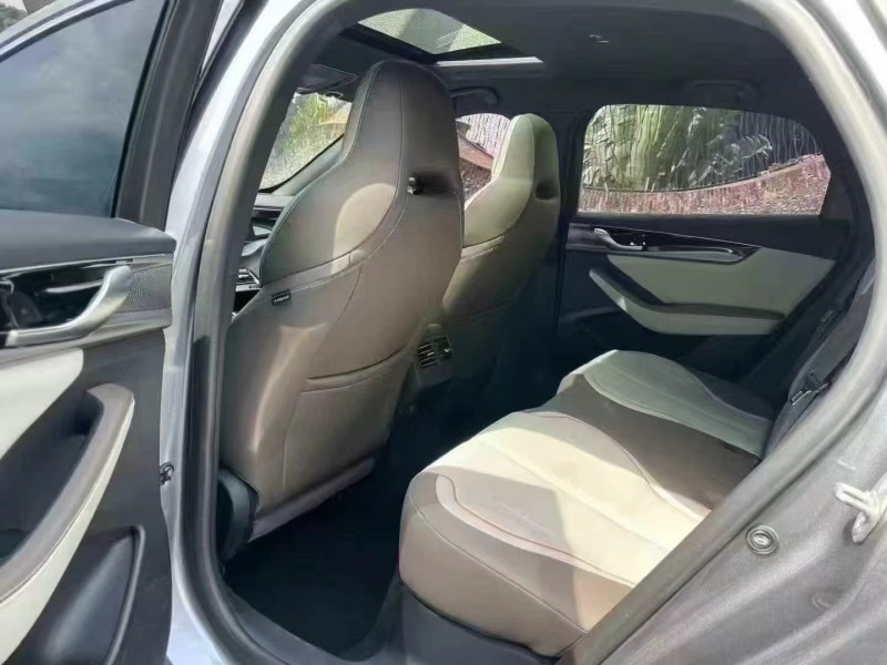 深圳23年比亚迪秦6