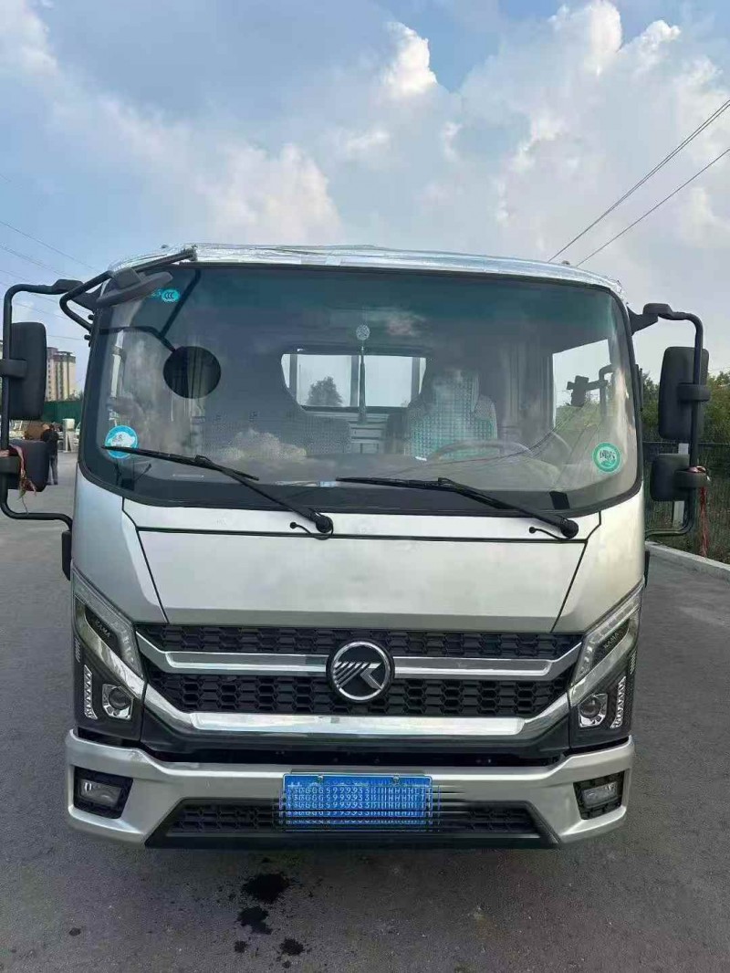 煙臺23年凱馬汽車銳捷EM261