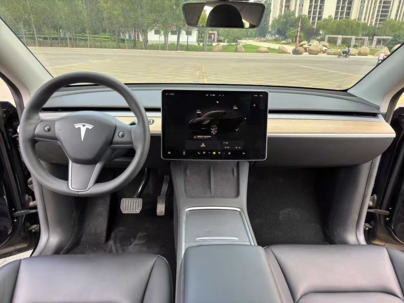 濟寧22年特斯拉MODEL Y5