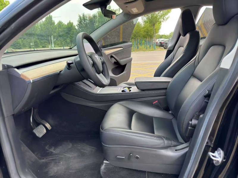 濟寧22年特斯拉MODEL Y6