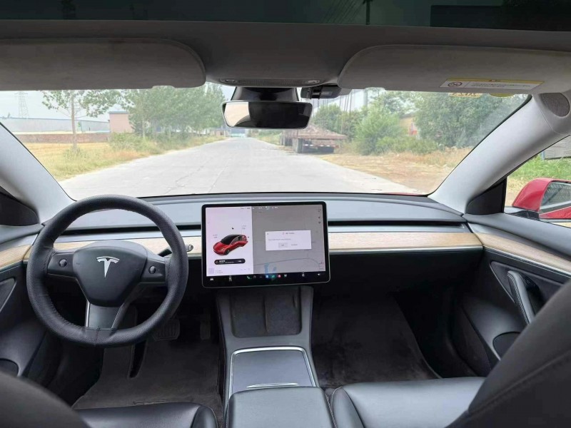 青島21年特斯拉MODEL 34
