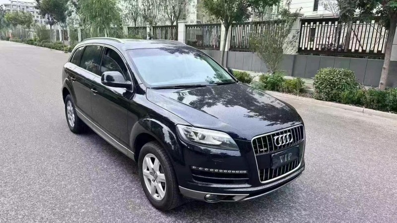 東營13年奧迪Q72