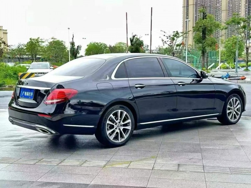 東莞20年奔馳E8